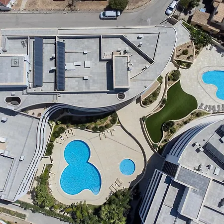 Spacious 2 Bedroom With Sea View By Lisbeyond