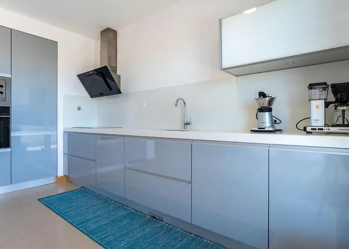 Spacious 2 Bedroom With Sea View By Lisbeyond アパート *