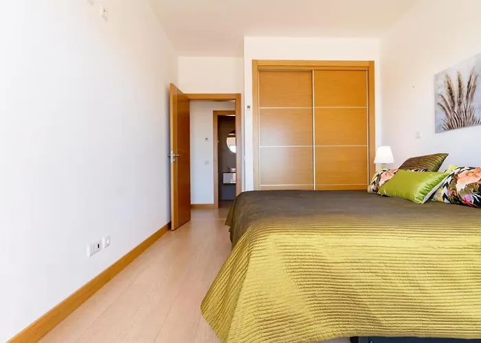 アパート Spacious 2 Bedroom With Sea View By Lisbeyond *