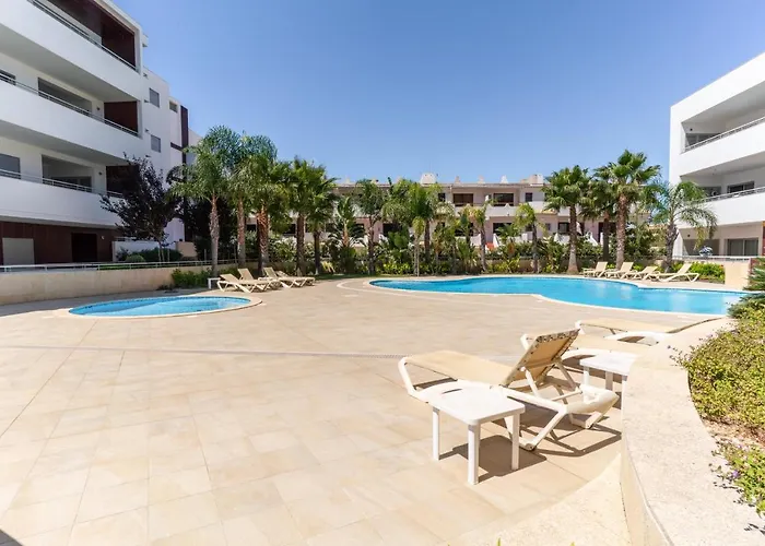 Apartman Spacious 2 Bedroom With Sea View By Lisbeyond