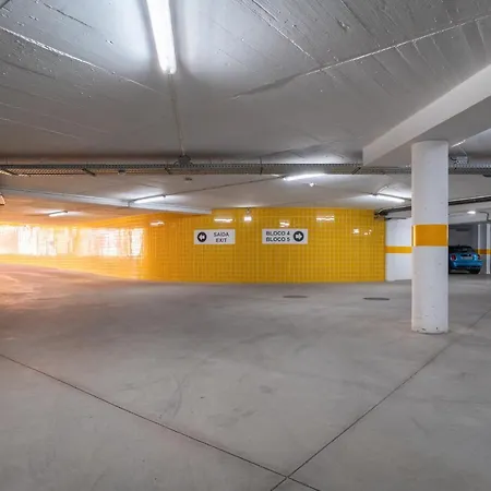 Apartment Spacious 2 Bedroom With Sea View By Lisbeyond *